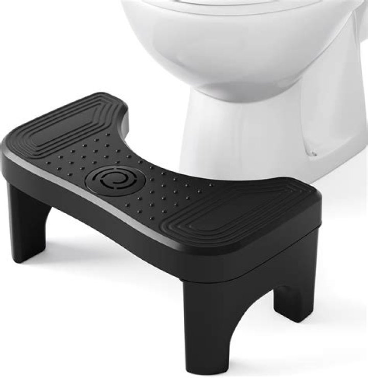 Can you poop in a squat toilet?