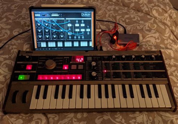 Can you use Microkorg as MIDI controller?