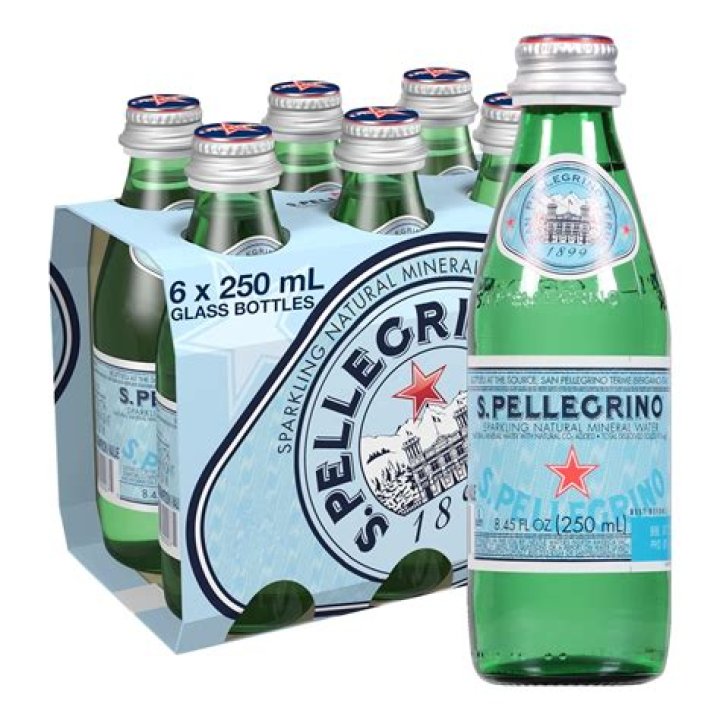 Does San Pellegrino come in glass bottles?