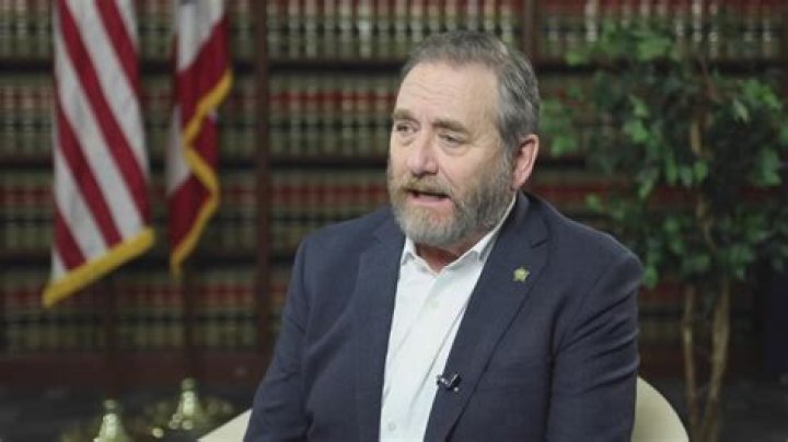 How much does the attorney general of Washington state make?