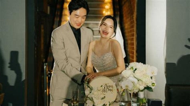 Is Carol Cheng married?