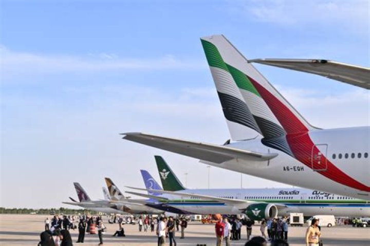 Is Dubai Airshow open to the public?
