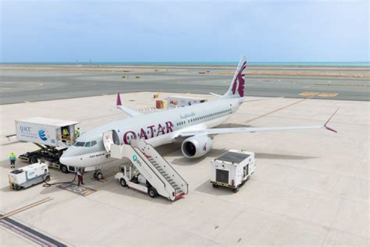 Is Thai Airways still flying to Thailand?