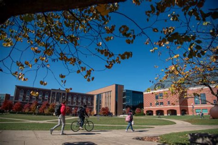 Is University of Illinois Urbana-Champaign a good engineering school?