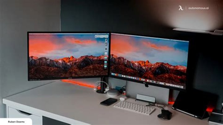 Should I set my monitor to 1080p or 1080i?