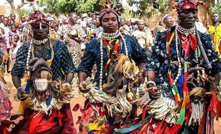 What are the tribes of Burkina Faso?