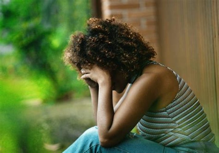 What does oxine kill?