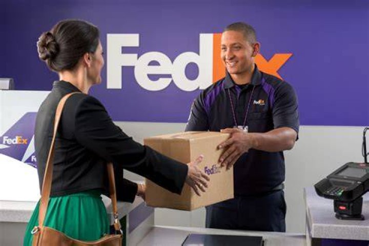 Where are FedEx based in the UK?
