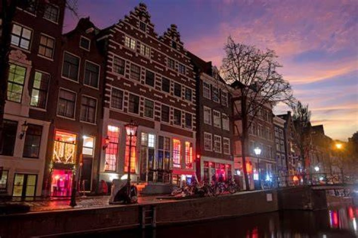 Where is the red light district in Manchester?
